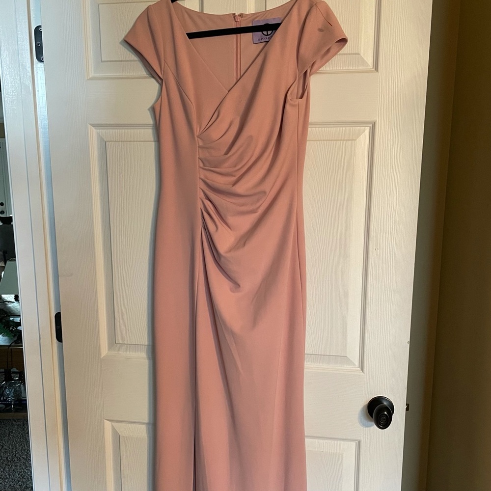 Gorgeous JS Collections formal dress